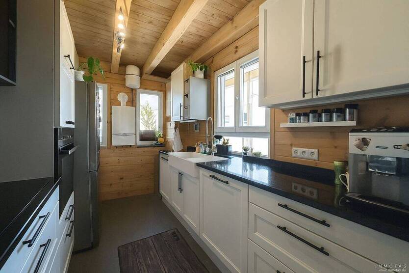 Neuwertiges Fullwood-Holzhaus (BJ 2016) mit Garten, Garage & Werkstatt in Hochdorf