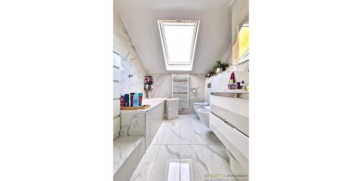 Solides Reihenhaus mit Garten und Garage - Reihenmittelhaus Ludwigshafen am Rhein Mundenheim | Angebot:25214578