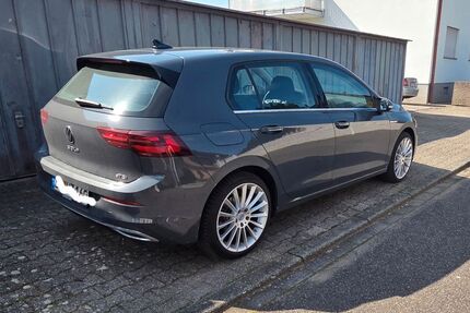 VW Golf 46.000 km 19.700 &euro; Brühl 68782