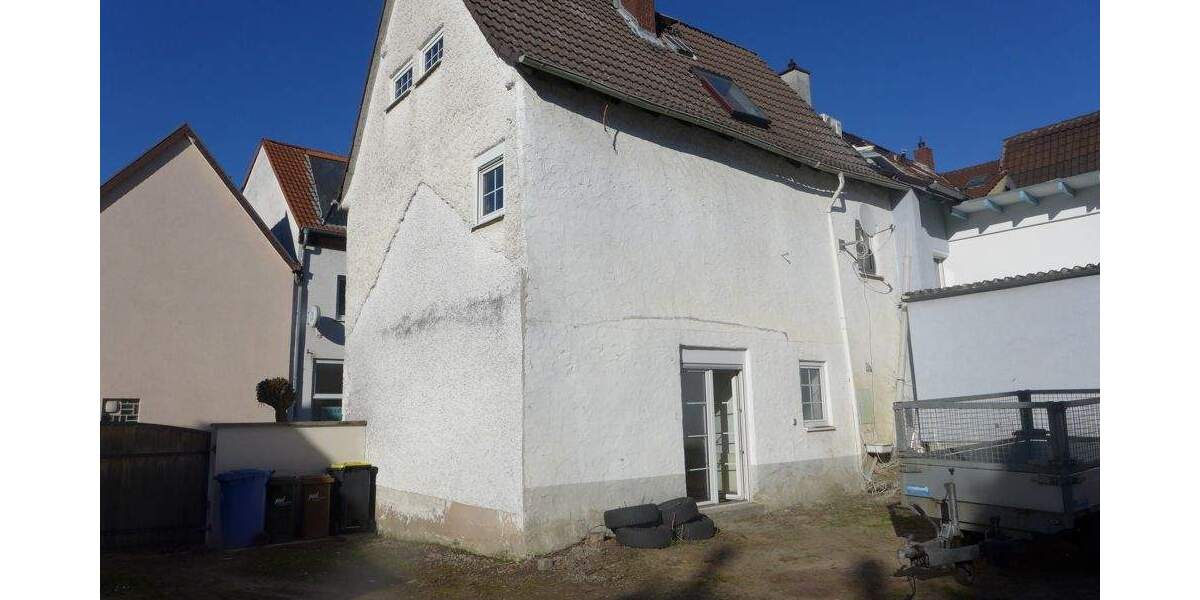 Mehrfamilienhaus, Wohnhaus Gernsheim - 5 Zimmer, 135 m&sup2;, 219.000&euro; | Angebot:25385692