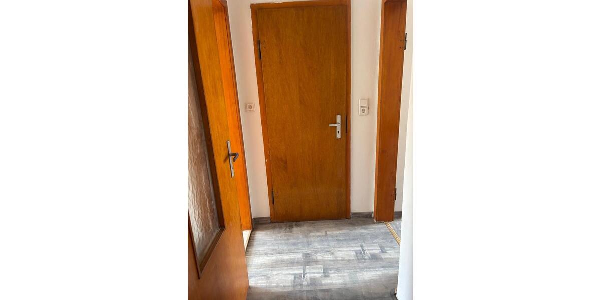 Dachgeschoßwohnung Ludwigshafen am Rhein Edigheim - 2 Zimmer, 50 m&sup2;, 650&euro; | Angebot:25948180