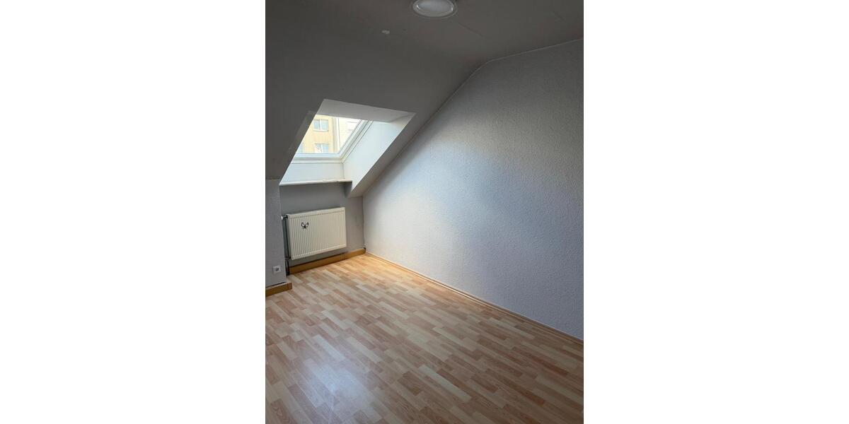 Dachgeschoßwohnung Mannheim Rheinau - 3 Zimmer, 70 m&sup2;, 800&euro; | Angebot:26699166