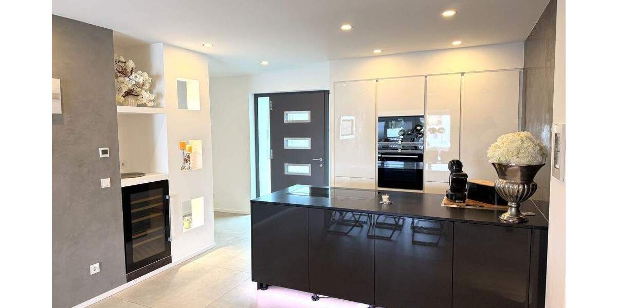 Etagenwohnung Worms Innenstadt - 4 Zimmer, 135 m&sup2;, 1.490&euro; | Angebot:25360545