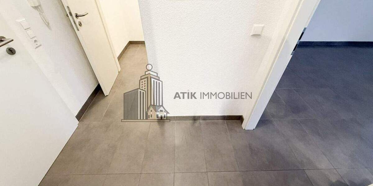 ATIK: Charmante 1,5-Zimmer-Wohnung mit Terrasse 1 zimmer