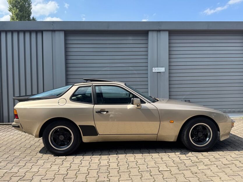 Porsche 944 142.100 km 14.944 € Walldorf 69190