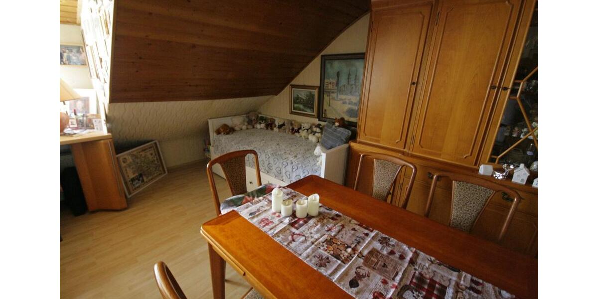 Dachgeschoßwohnung Ludwigshafen am Rhein Parkinsel - 4 Zimmer, 100 m&sup2;, 400.000&euro; | Angebot:26706806
