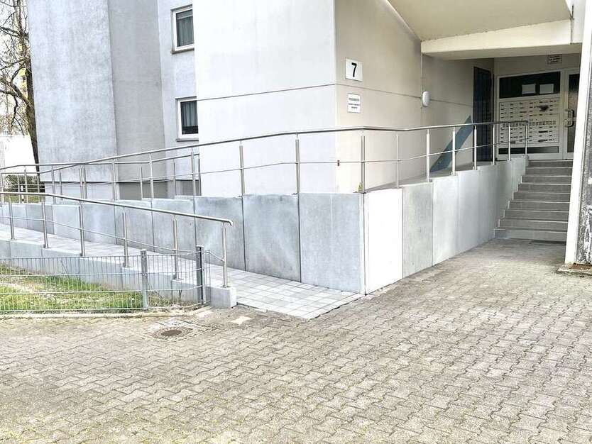 Wohnung zum Mieten in Mannheim-Vogelstang 830 € 79 m²