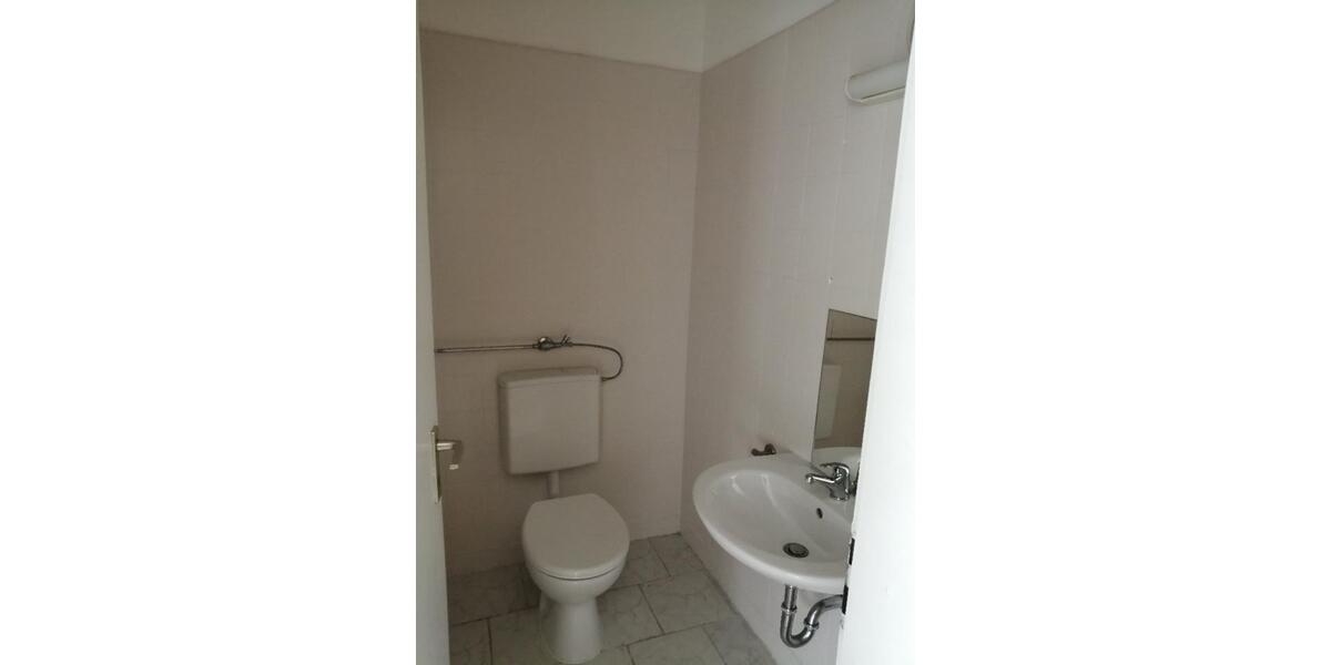 Etagenwohnung Fürth - 3 Zimmer, 80 m&sup2;, 600&euro; | Angebot:25473206