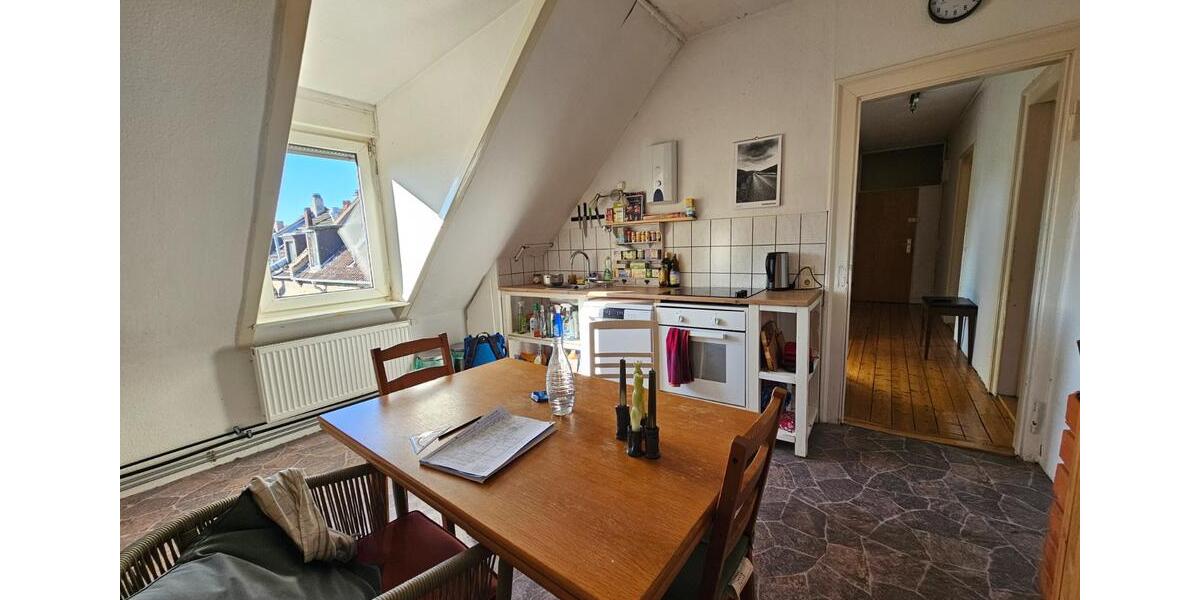 Dachgeschoßwohnung Mannheim Neckarstadt-Ost - 3 Zimmer, 74 m&sup2;, 975&euro; | Angebot:25052574