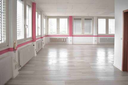 Wohnung Eppelheim - 1 Zimmer, 83 m&sup2;, 120.000&euro; | Angebot:26178261