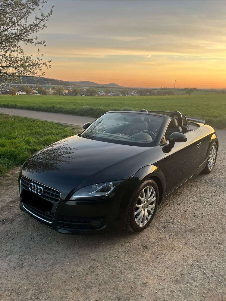 TT