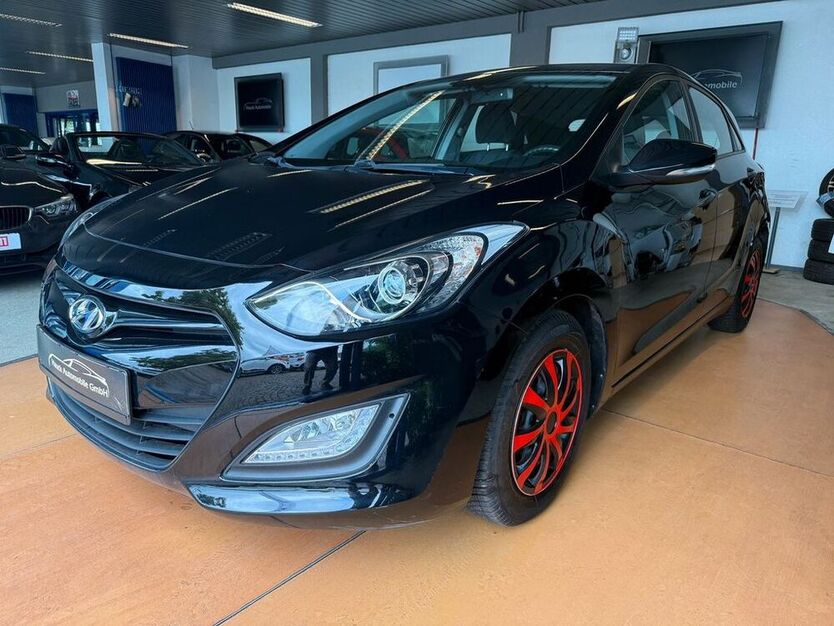 i30