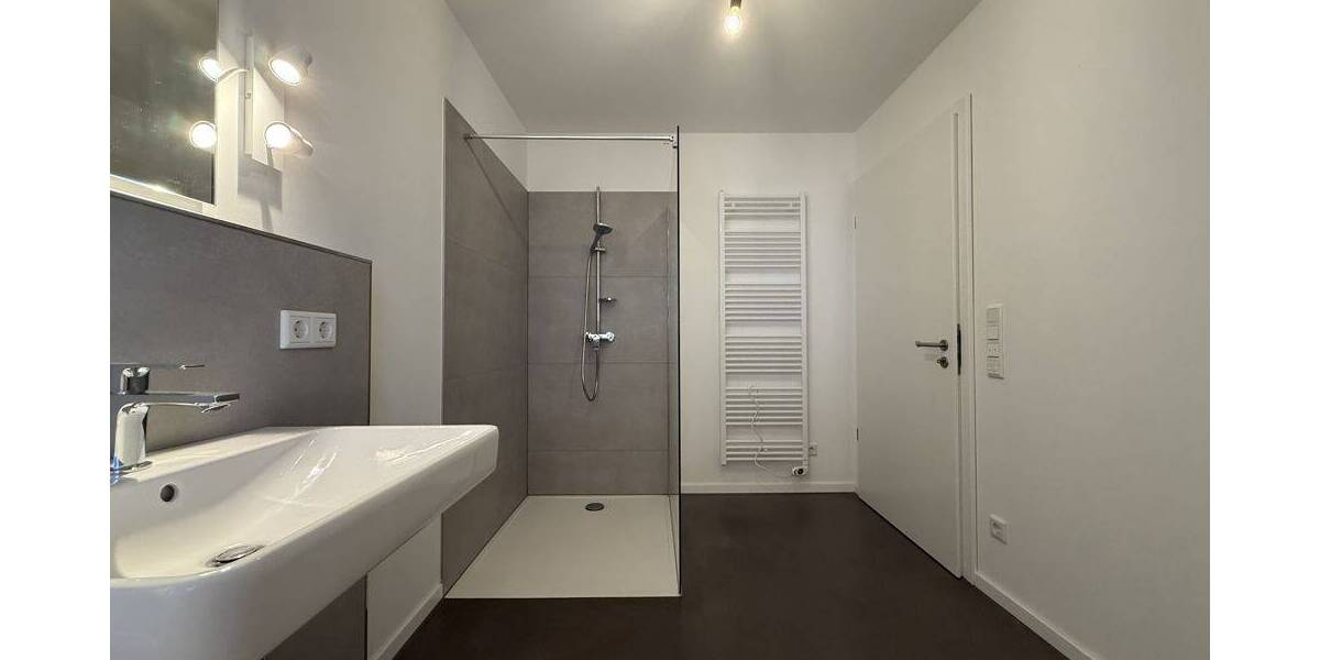 Etagenwohnung Fürth - 2 Zimmer, 76 m&sup2;, 299.500&euro; | Angebot:26787273