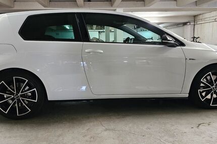 VW Golf 73.000 km 30.500 &euro; Neckargemünd 69151