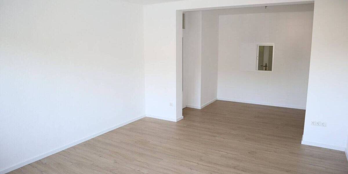 Etagenwohnung Ludwigshafen Friesenheim/Nord - 4 Zimmer, 80 m&sup2;, 1.200&euro; | Angebot:26908856