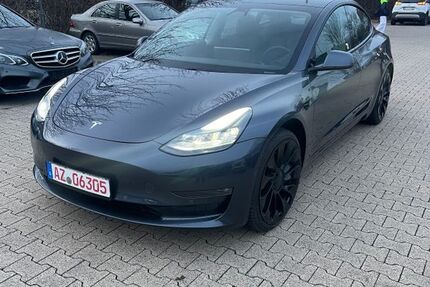 Tesla Model 3 98.000 km 26.900 &euro; Osthofen 67574