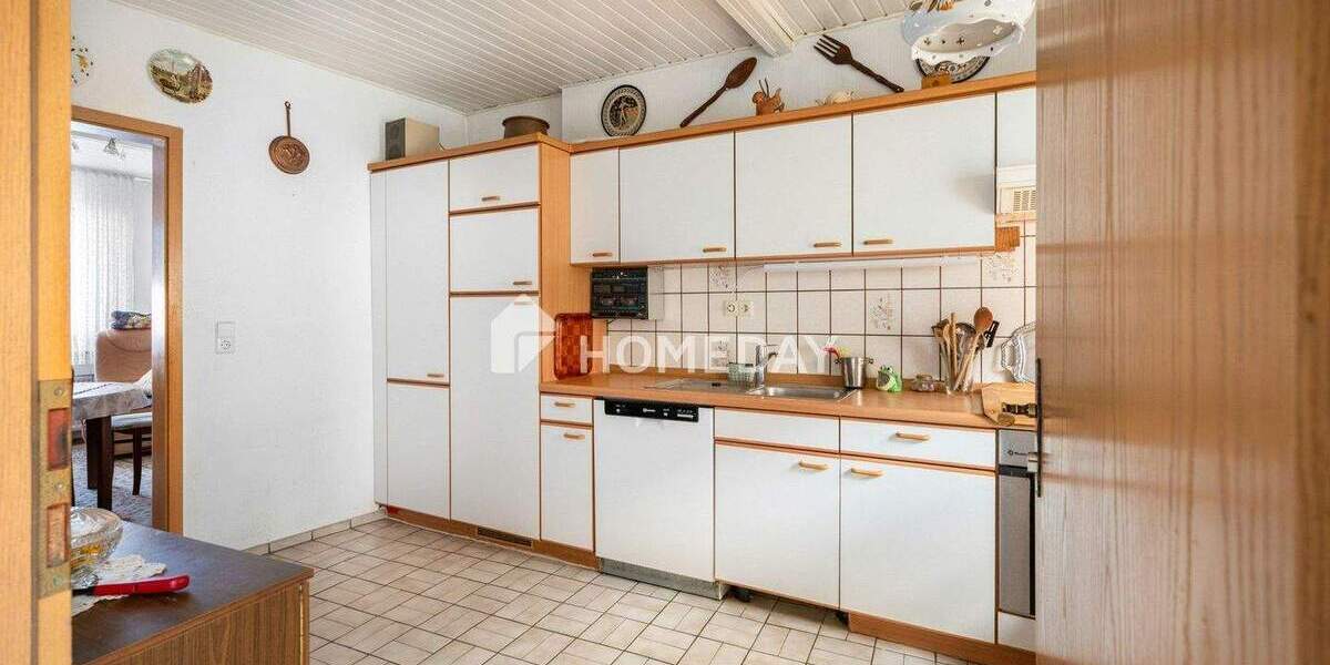 Reihenmittelhaus Philippsburg Rheinsheim - 9 Zimmer, 192 m&sup2;, 349.000&euro; | Angebot:25428567