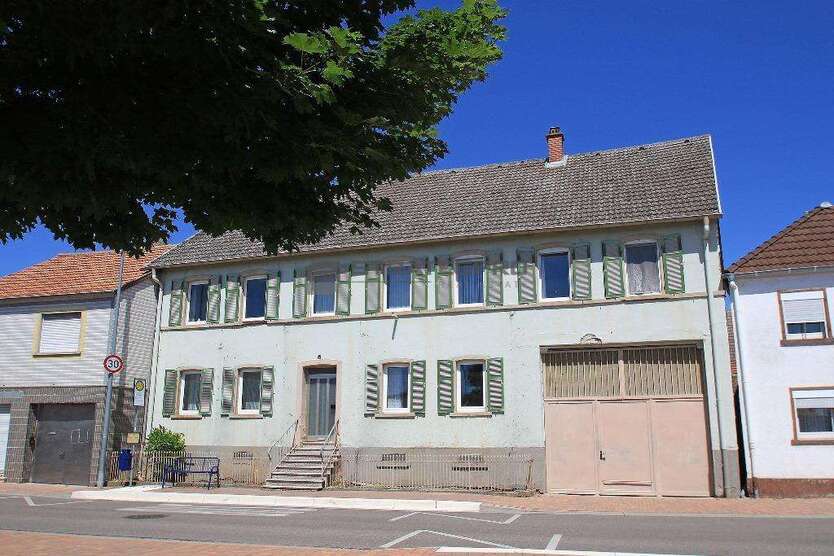 Haus zum Kaufen in Bobenheim-Roxheim 535.000 € 265 m²