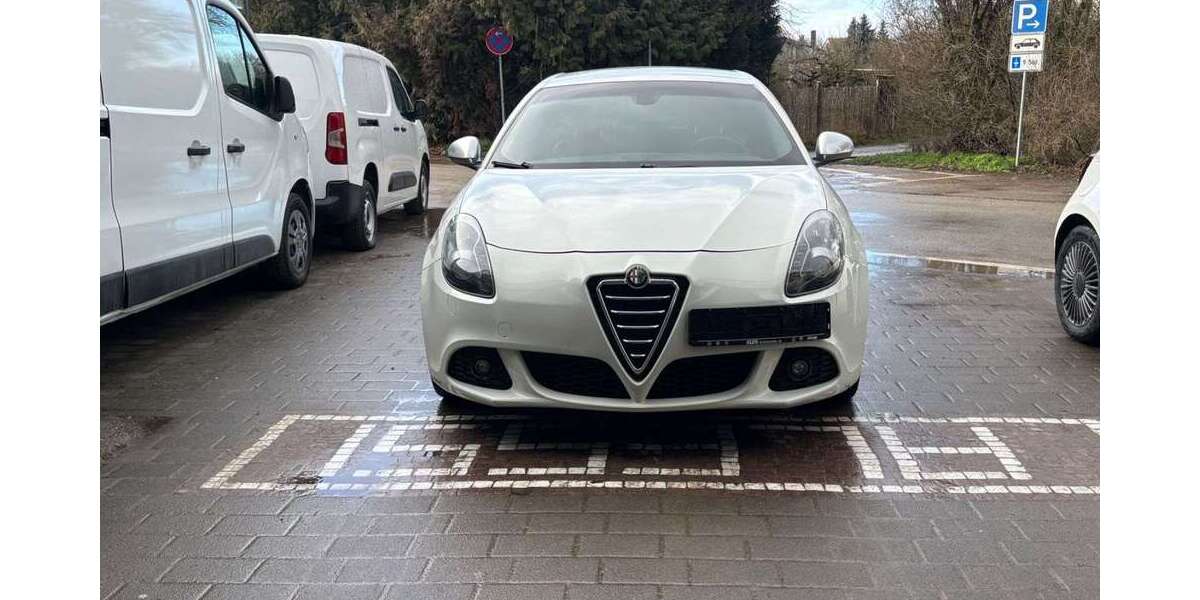 Alfa Romeo Giulietta 94.379 km 7.890 &euro; Frankenthal, Pfalz 67227