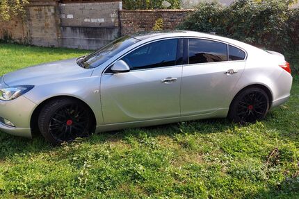 Opel Insignia 19.000 km 10.800 &euro; Böhl-Iggelheim 67459