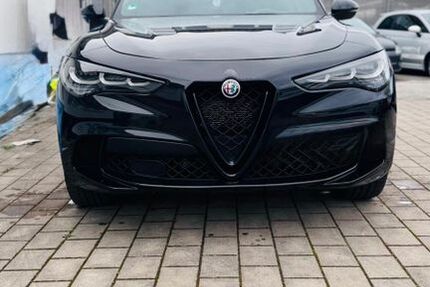 Alfa Romeo Stelvio 18.000 km 75.000 &euro; Ludwigshafen 67059