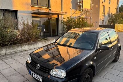 VW Golf 170.000 km 990 &euro; Heidelberg 69115