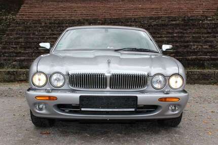 Jaguar Daimler 106.000 km 42.999 &euro; Heppenheim 64646