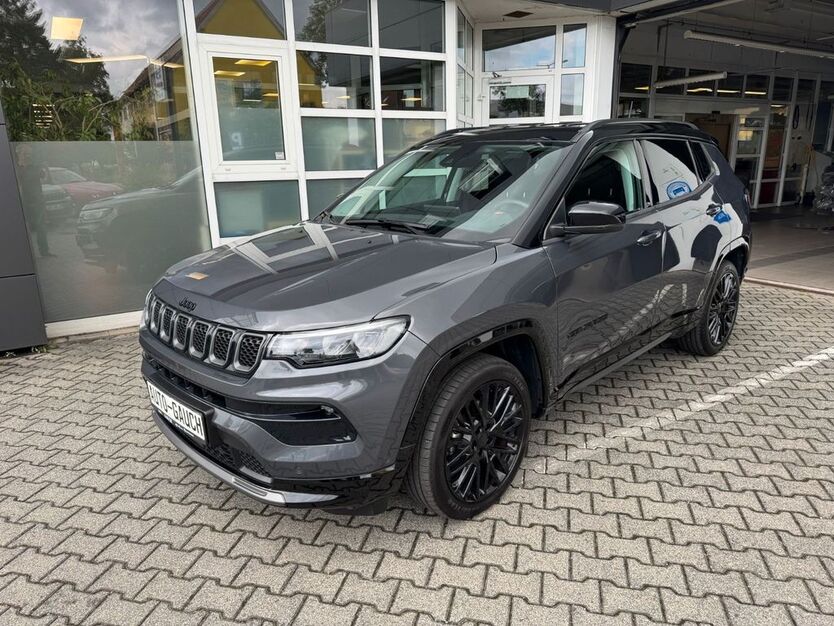 Jeep Compass 11.200 km 30.900 € Mannheim 68169