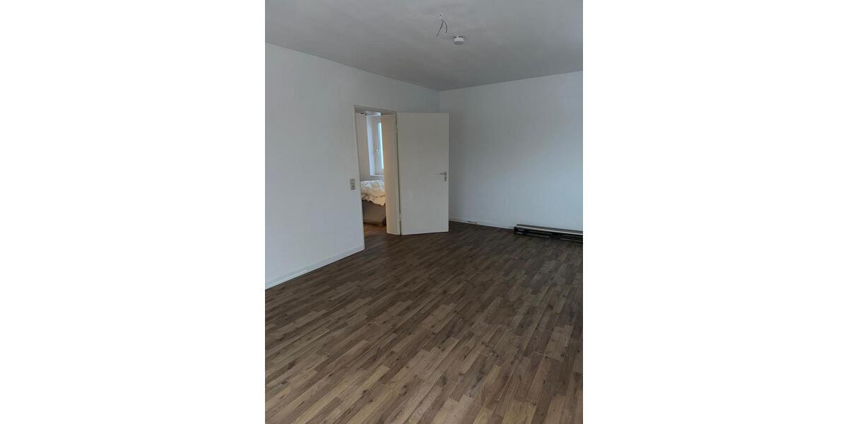 Etagenwohnung Limburgerhof - 3 Zimmer, 79 m&sup2;, 830&euro; | Angebot:25219876