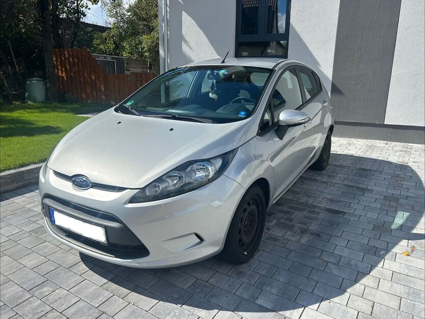 Ford Fiesta 114.037 km 4.500 € Frankenthal 67227