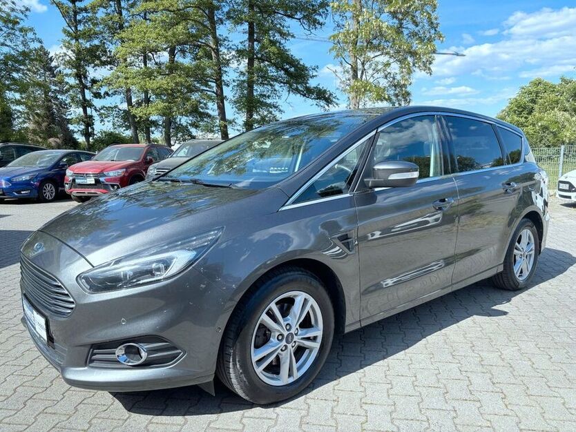 S-Max