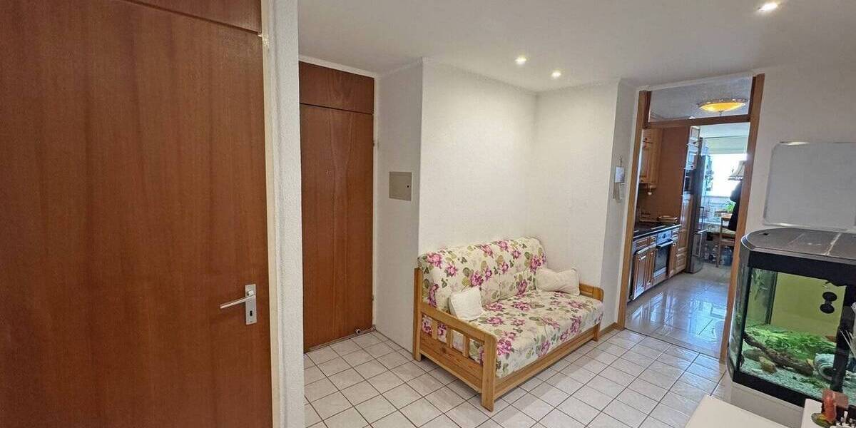 Hoch über den Dächern - Gepflegte Eigentumswohnung mit schönem Fernblick 3 zimmer