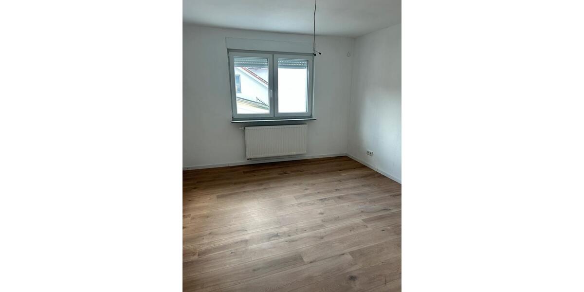 Etagenwohnung Abtsteinach - 3 Zimmer, 77 m&sup2;, 750&euro; | Angebot:26512214