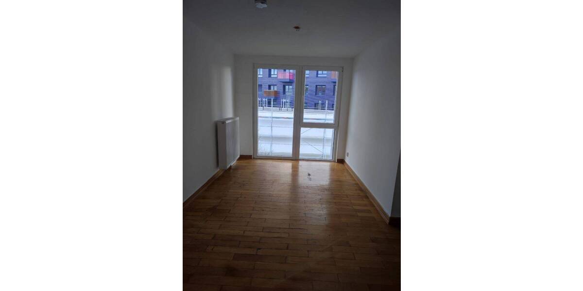 Etagenwohnung Mannheim Käfertal - 7 Zimmer, 167 m&sup2;, 2.080&euro; | Angebot:26806947