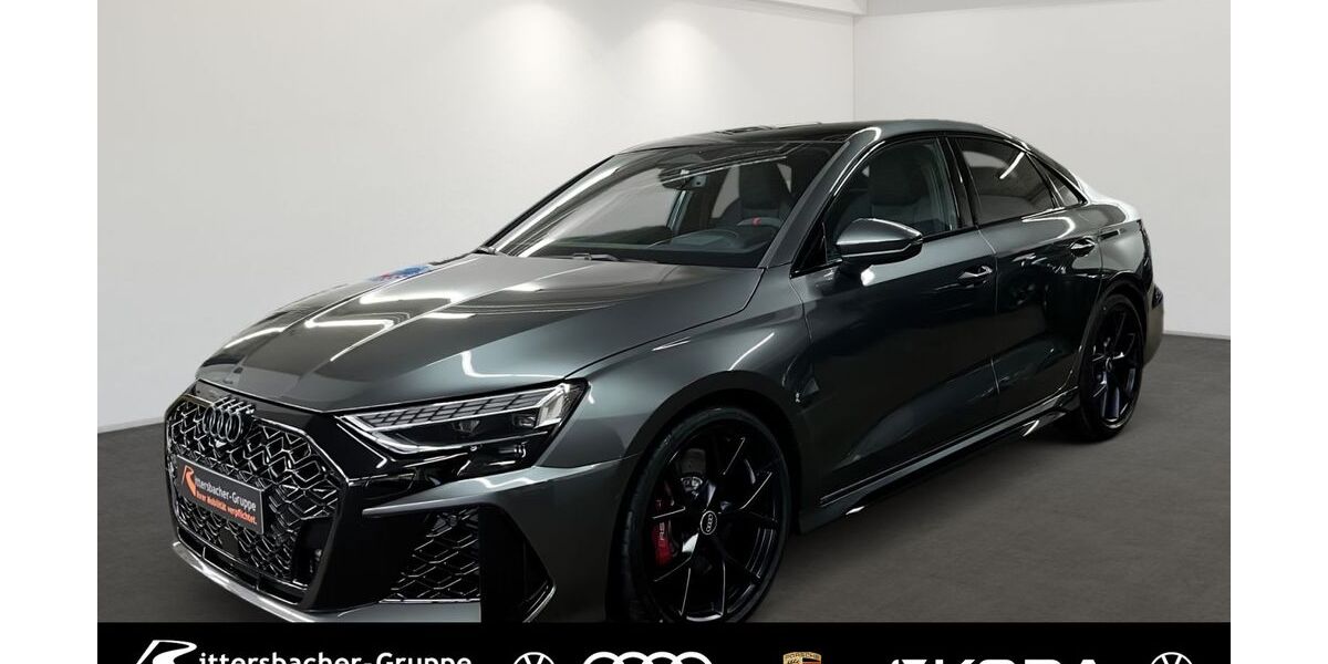 Audi RS3 2.000 km 70.900 &euro; Grünstadt 67269