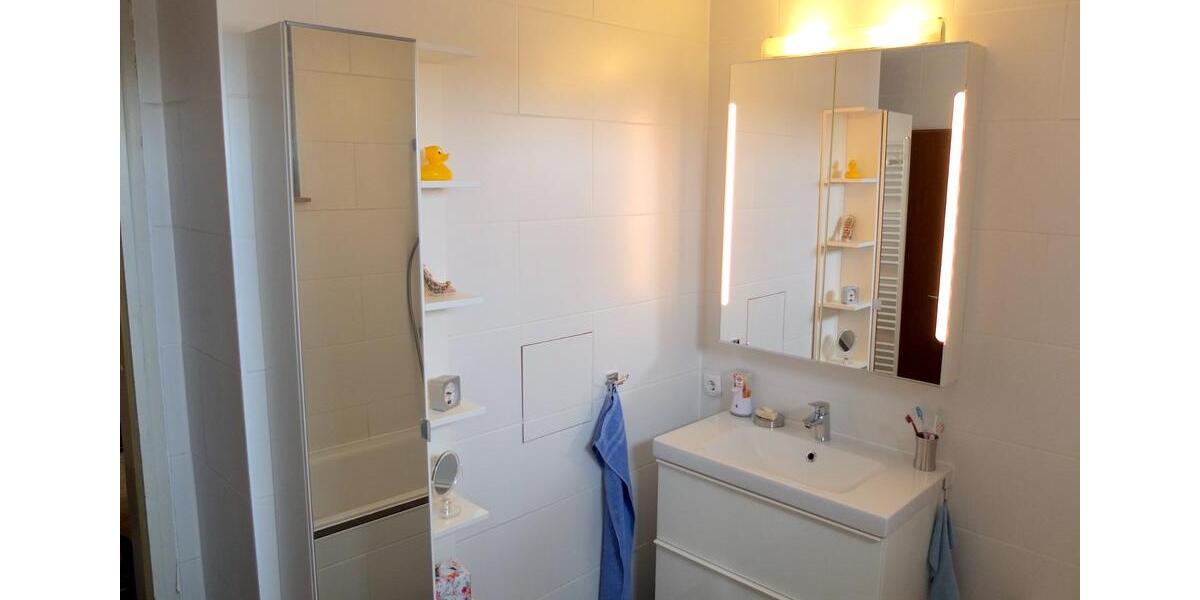 Etagenwohnung Ludwigshafen am Rhein - 4 Zimmer, 98 m&sup2;, 1.350&euro; | Angebot:25320406