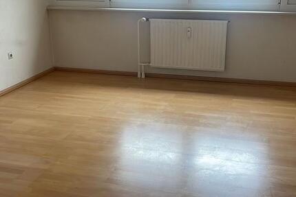 3 Zimmer Wohnung zu verkaufen direkt vom Eigentümer mit 6% Rend 3 zimmer