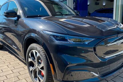 Ford Mustang Mach-E 50 km 46.990 &euro; Heppenheim 64646