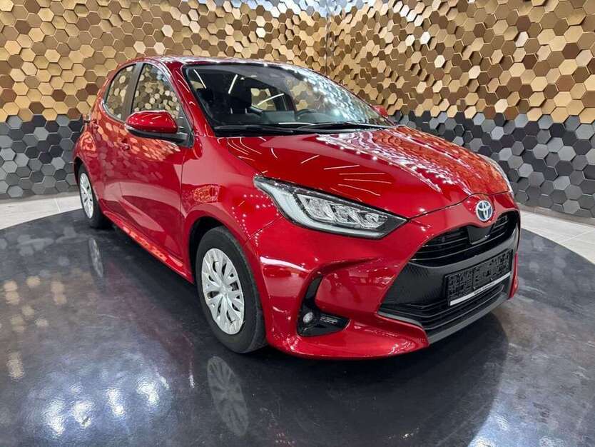 Yaris