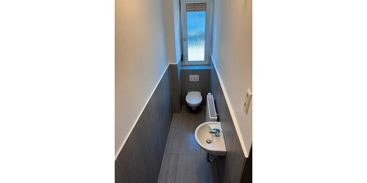 Laden mit Wohnung zu vermieten zimmer