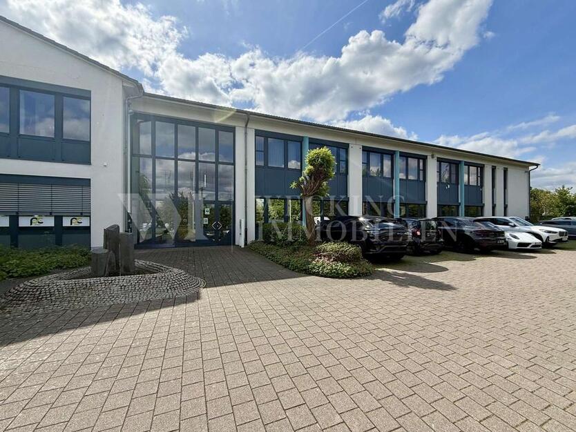Repräsentative 350 m² Büroeinheit mit 8 Stellplätzen in Schwegenheim – ab November 2025 verfügbar