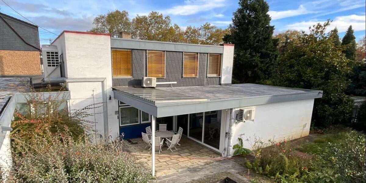 Haus zum Kaufen in Ludwigshafen 860.000 € 233 m² 14 zimmer