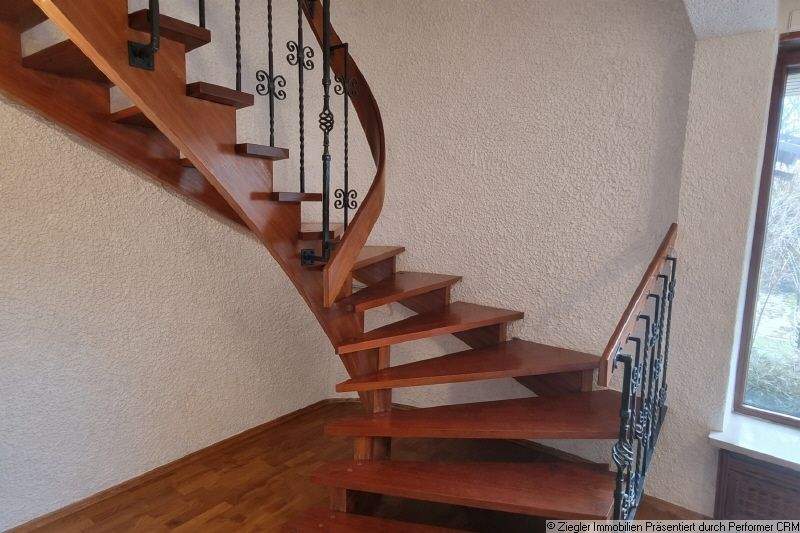 Einfamilienhaus Edingen-Neckarhausen Edingen - 6 Zimmer, 202 m&sup2;, 695.000&euro; | Angebot:25681573