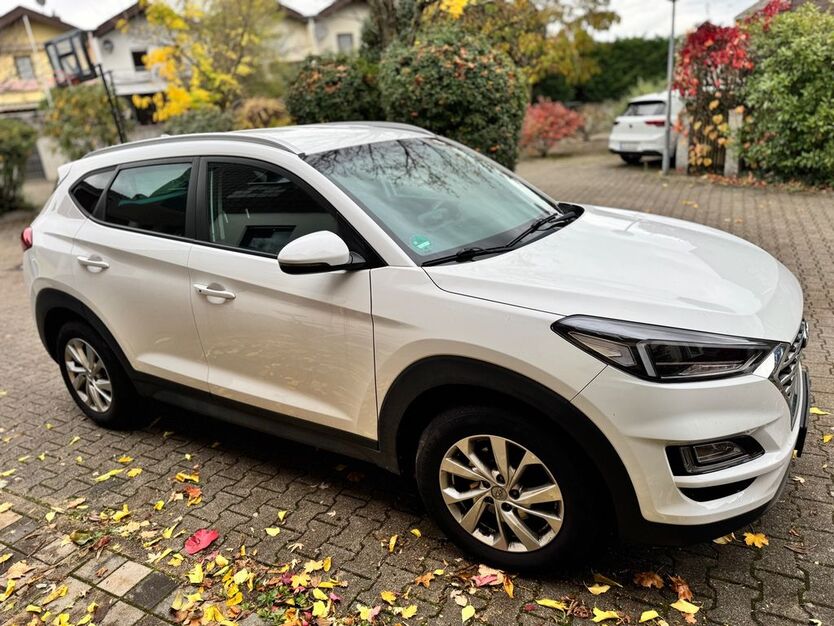Hyundai TUCSON 75.100 km 22.999 € Speyer 67346