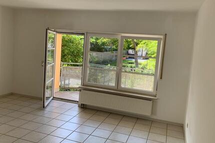 Lu- Edigheim, 2 ZKB, Balkon, hell, gepflegt, PKW- Stellplatz 2 zimmer