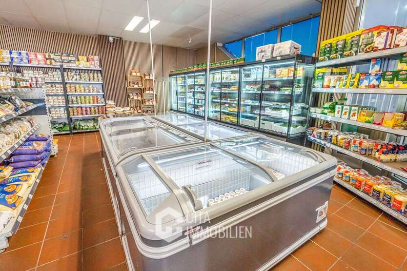 Einzelhandel in Weinheim 4.003,99 € 130 m²