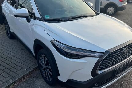 Toyota Corolla 4.000 km 33.490 &euro; Weinheim 69469