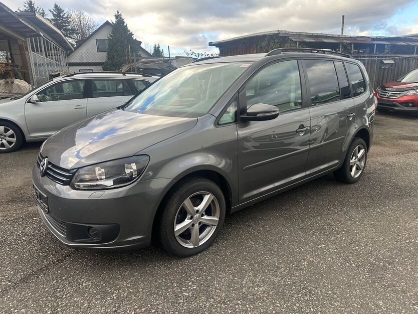 VW Touran 196.900 km 6.200 € Leimen 69181
