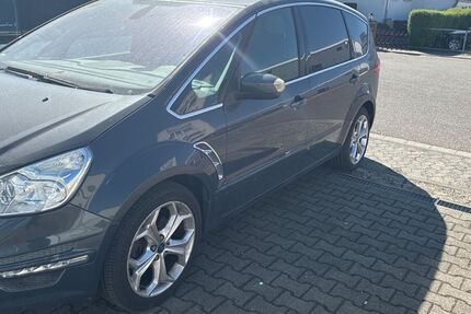Ford S-Max 147.679 km 3.499 &euro; Weinheim 69469