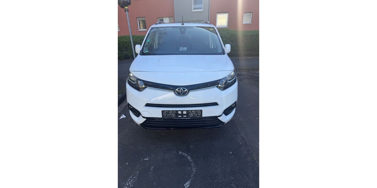 Toyota Proace City 102.200 km 17.900 &euro; Mannheim 68169